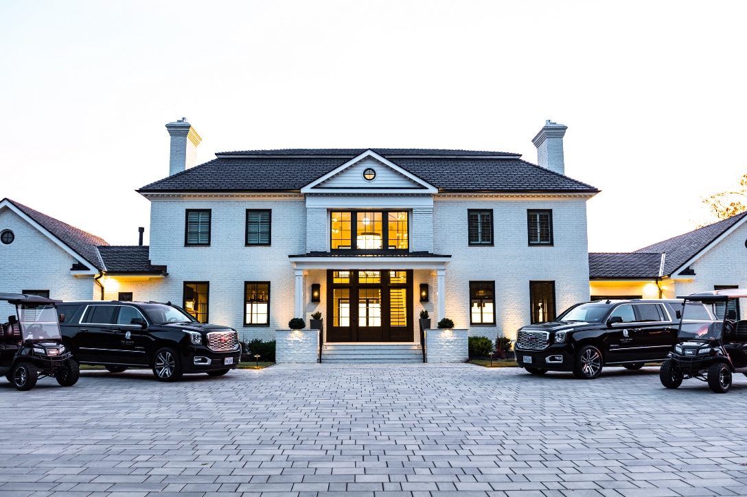 The Estate at Kingsmill at night